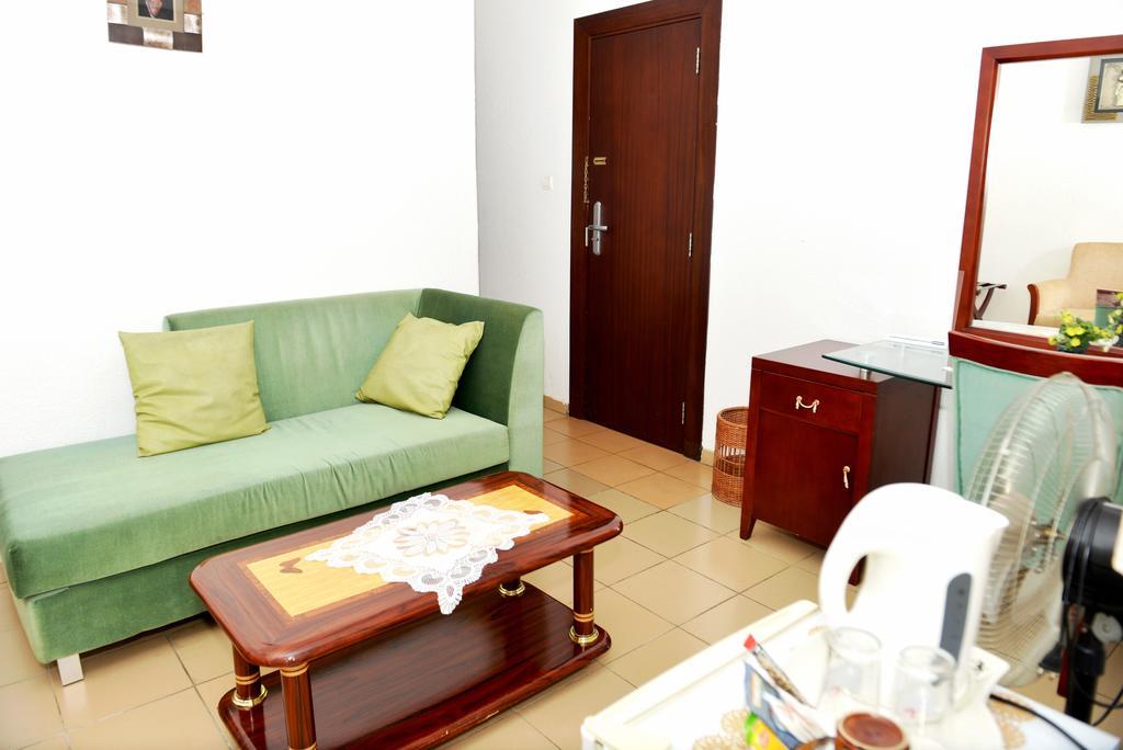 Paradise Hotel Lomé Esterno foto